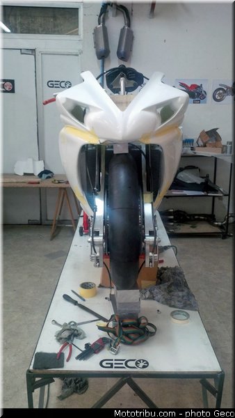 MOTO 