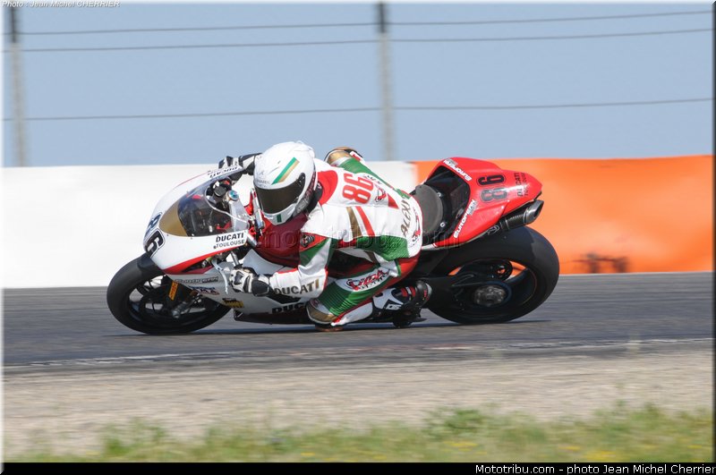MOTO 