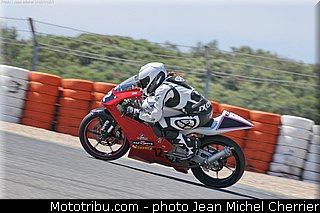 moto3_perez_001_ledenon_2013.jpg
