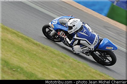 moto3_chapeau_01_fsbk_2013_magny_cours.jpg
