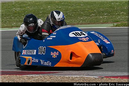 sidecar_mansuy_mansuy_001_fsbk_2013_magny_cours.jpg