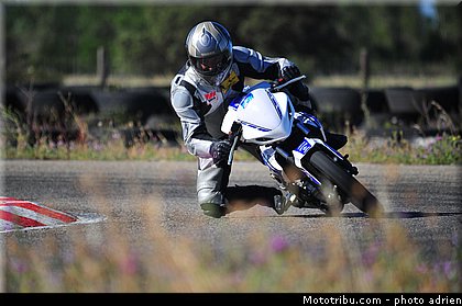 blanc_001_ecole_zf_grand_prix_2013_eyguieres.jpg