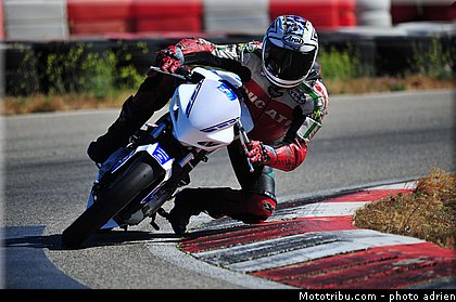 rouge_006_ecole_zf_grand_prix_2013_eyguieres.jpg