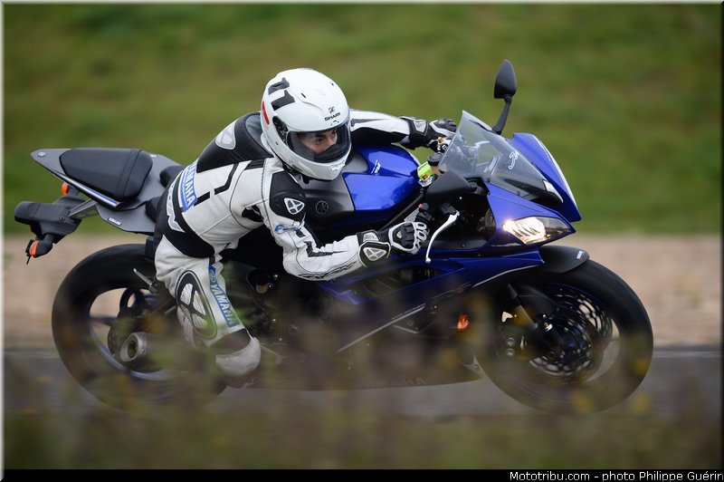 coupe_yamaha_yzf_125_r_2013_finale_carole_026