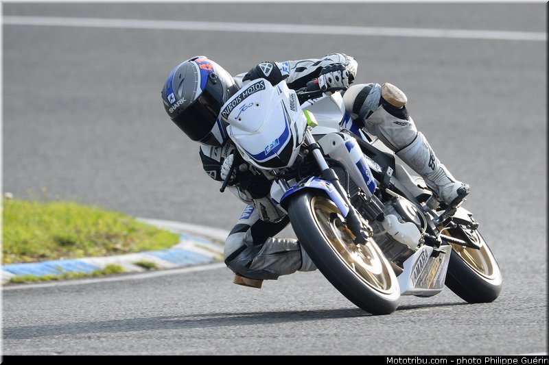 coupe_yamaha_yzf_125_r_2013_finale_carole_034