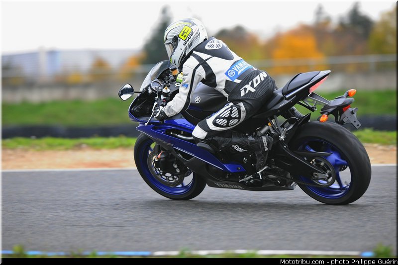coupe_yamaha_yzf_125_r_2013_finale_carole_048