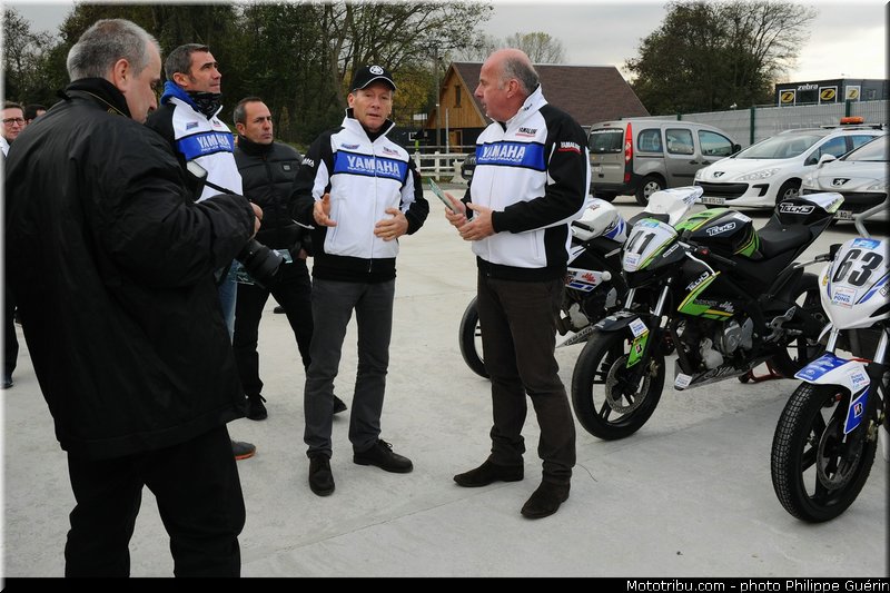 coupe_yamaha_yzf_125_r_2013_finale_carole_057