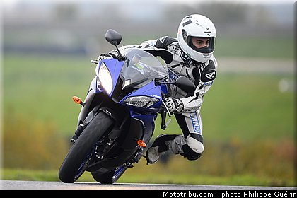 coupe_yamaha_yzf_125_r_2013_finale_carole_023.jpg