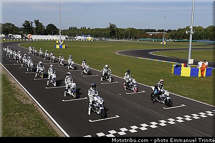 coupe_yamaha_125_zarco_2013_le_mans_02.jpg