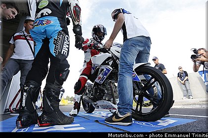 coupe_yamaha_125_zarco_2013_le_mans_07.jpg