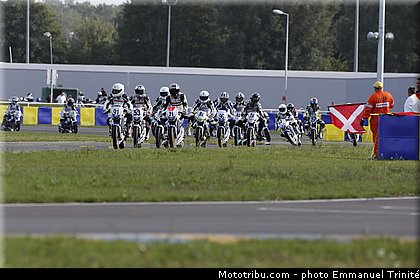 coupe_yamaha_125_zarco_2013_le_mans_22.jpg