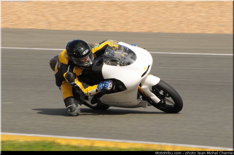 009_essais_pre_le_mans_fsbk_2014
