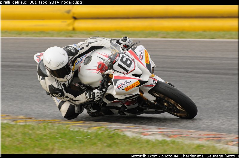 pirelli_delrieux_001_fsbk_2014_nogaro