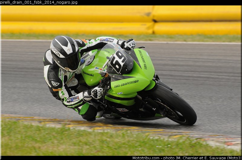 pirelli_drain_001_fsbk_2014_nogaro