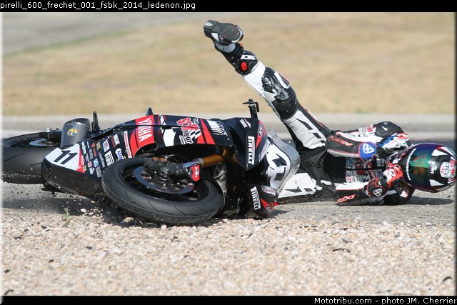 pirelli_600_frechet_001_fsbk_2014_ledenon