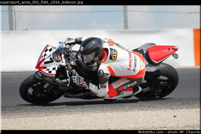 supersport_anne_001_fsbk_2014_ledenon