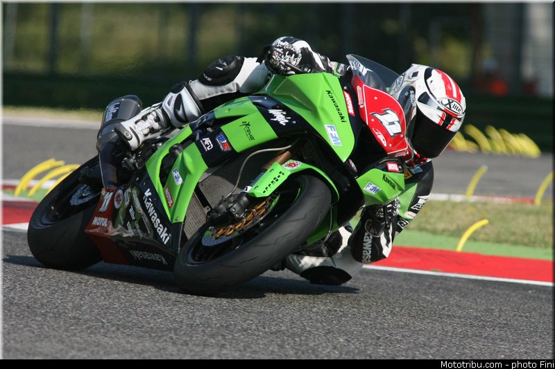 1000stk_guarnoni_001_wsbk_2013_italie_imola