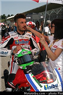 superbike_giugliano_002_wsbk_2013_italie_imola.jpg