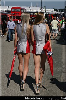 superbike_pit_babe_008_wsbk_2013_italie_imola.jpg