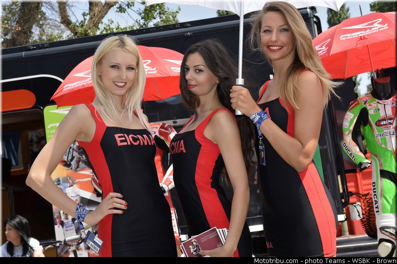 superbike_pit_babe_006_italie_imola_2013