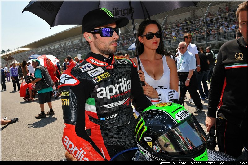 superbike_pit_babe_026_italie_imola_2013