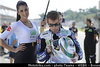superbike_pit_babe_038_italie_imola_2013.jpg