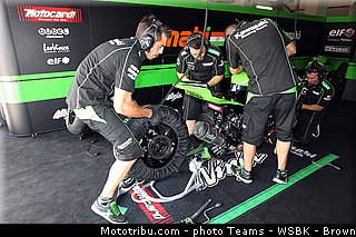 superbike_pit_babe_044_italie_imola_2013.jpg