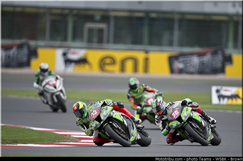 1000stk_005_wsbk_2013_angleterre_silverstone