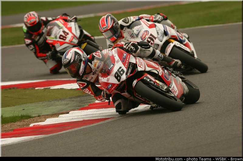 superbike_008_wsbk_2013_angleterre_silverstone