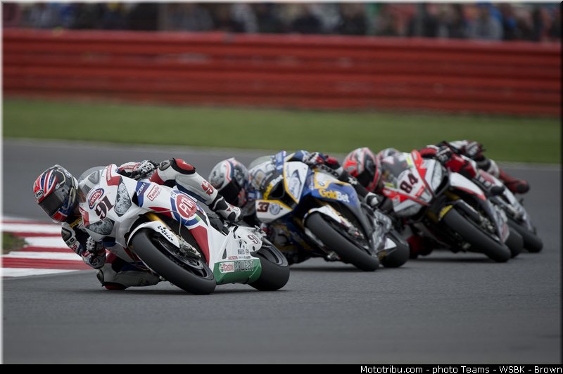 superbike_027_wsbk_2013_angleterre_silverstone