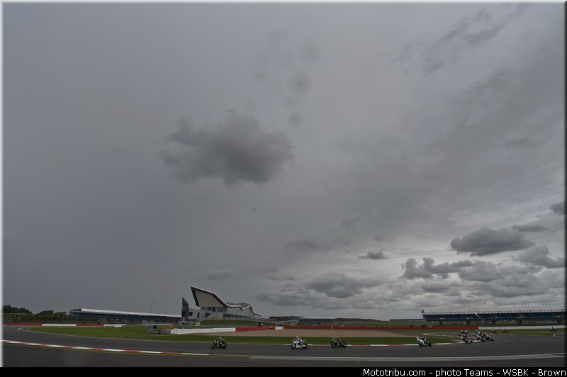 superbike_043_wsbk_2013_angleterre_silverstone