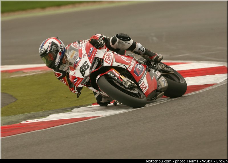 superbike_badovini_010_wsbk_2013_angleterre_silverstone