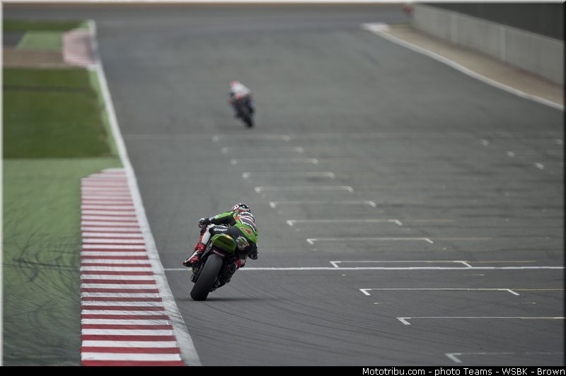 superbike_baz_018_wsbk_2013_angleterre_silverstone