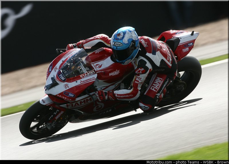 superbike_checa_007_wsbk_2013_angleterre_silverstone