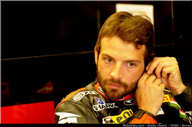superbike_guintoli_001_wsbk_2013_angleterre_silverstone