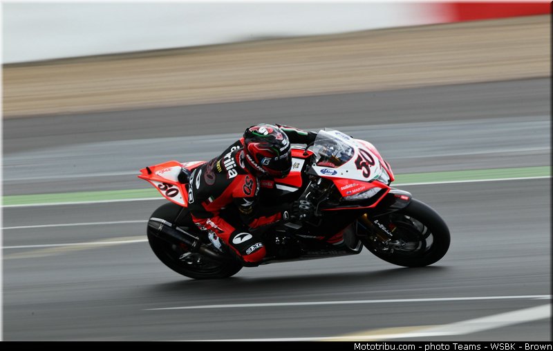 superbike_guintoli_002_wsbk_2013_angleterre_silverstone
