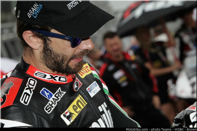 superbike_guintoli_003_wsbk_2013_angleterre_silverstone