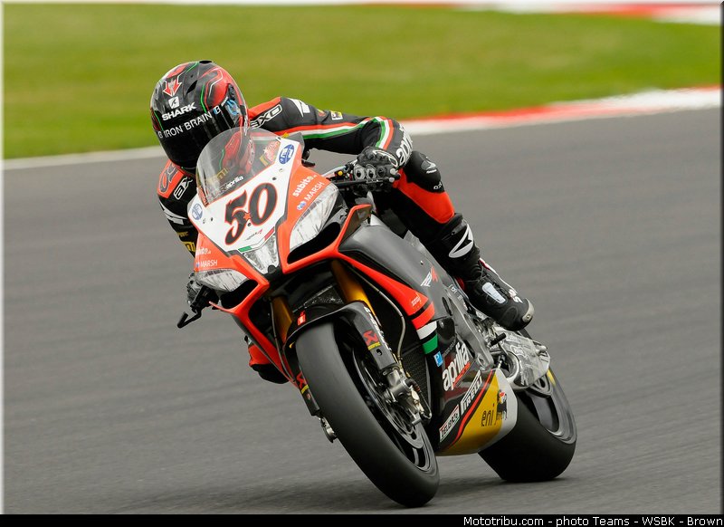 superbike_guintoli_004_wsbk_2013_angleterre_silverstone