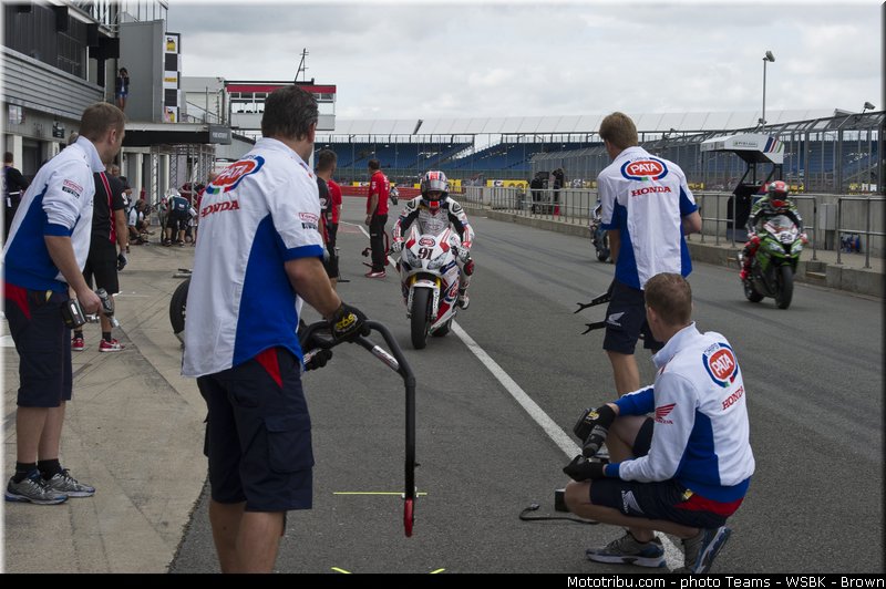 superbike_haslam_007_wsbk_2013_angleterre_silverstone