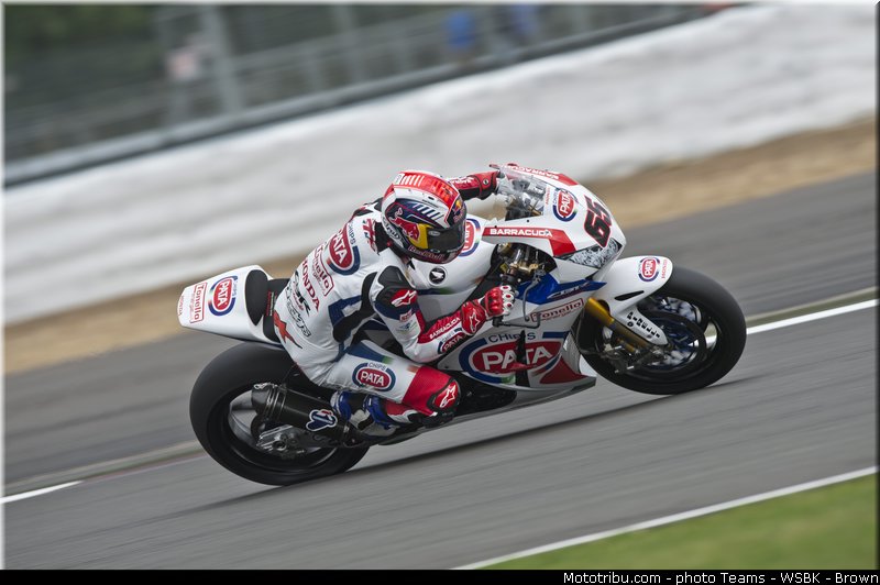 superbike_rea_012_wsbk_2013_angleterre_silverstone