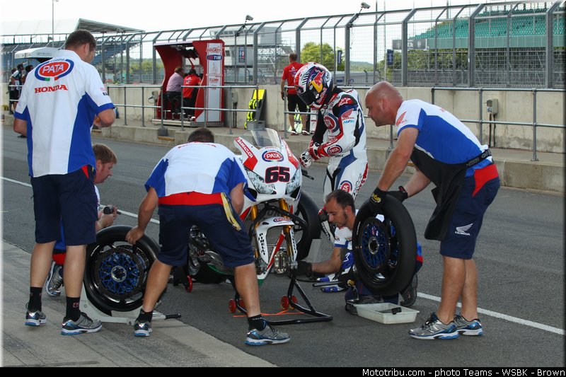 superbike_rea_018_wsbk_2013_angleterre_silverstone