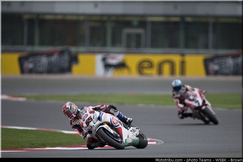 superbike_rea_032_wsbk_2013_angleterre_silverstone