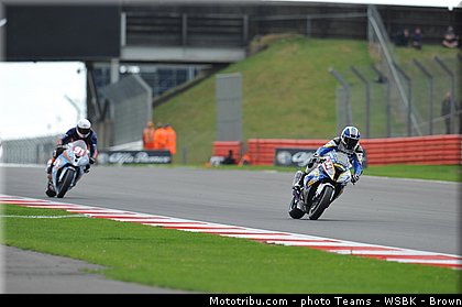 1000stk_gildenhuys_004_wsbk_2013_angleterre_silverstone.jpg