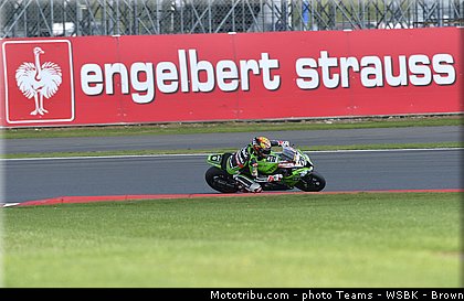 superbike_baz_002_wsbk_2013_angleterre_silverstone.jpg