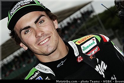 superbike_baz_003_wsbk_2013_angleterre_silverstone.jpg