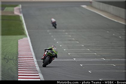superbike_baz_018_wsbk_2013_angleterre_silverstone.jpg