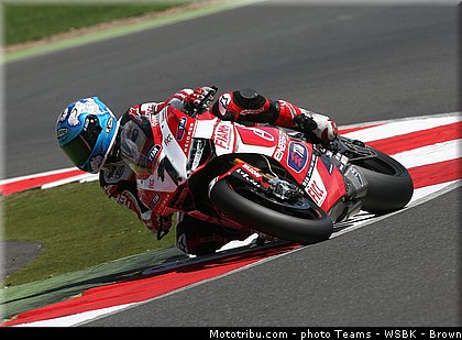 superbike_checa_008_wsbk_2013_angleterre_silverstone.jpg