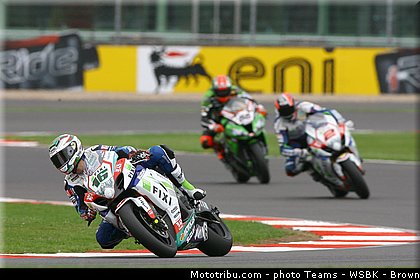 superbike_cluzel_003_wsbk_2013_angleterre_silverstone.jpg