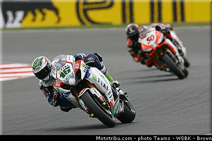 superbike_cluzel_012_wsbk_2013_angleterre_silverstone.jpg