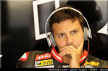 superbike_fabrizio_001_wsbk_2013_angleterre_silverstone.jpg